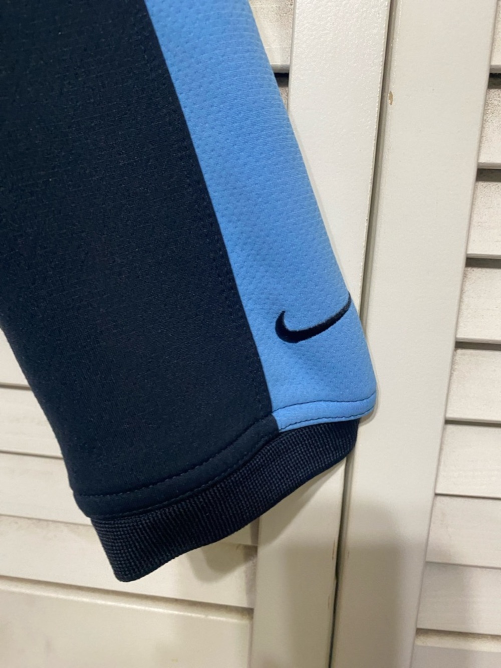 Nike Golf Nike Fit Therma Pullover Black and  Light Blue Size XL - Picture 3 of 5